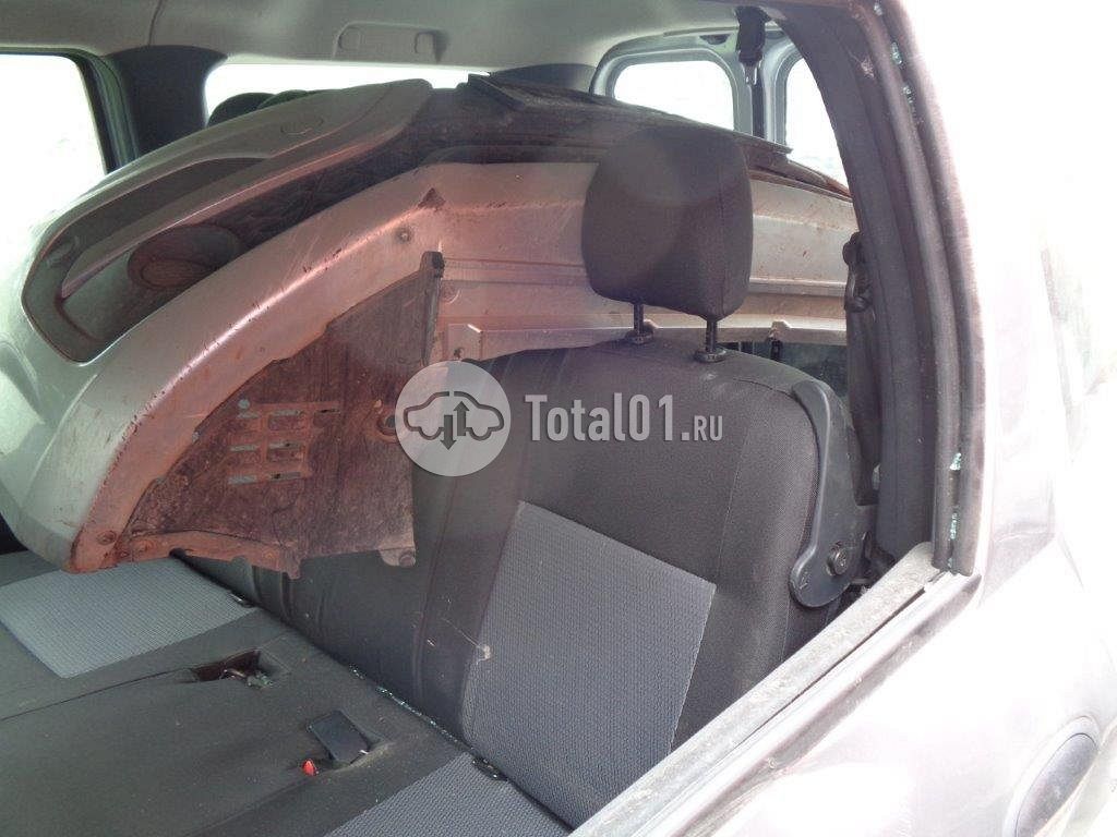 Фото ВАЗ (LADA) Largus 24