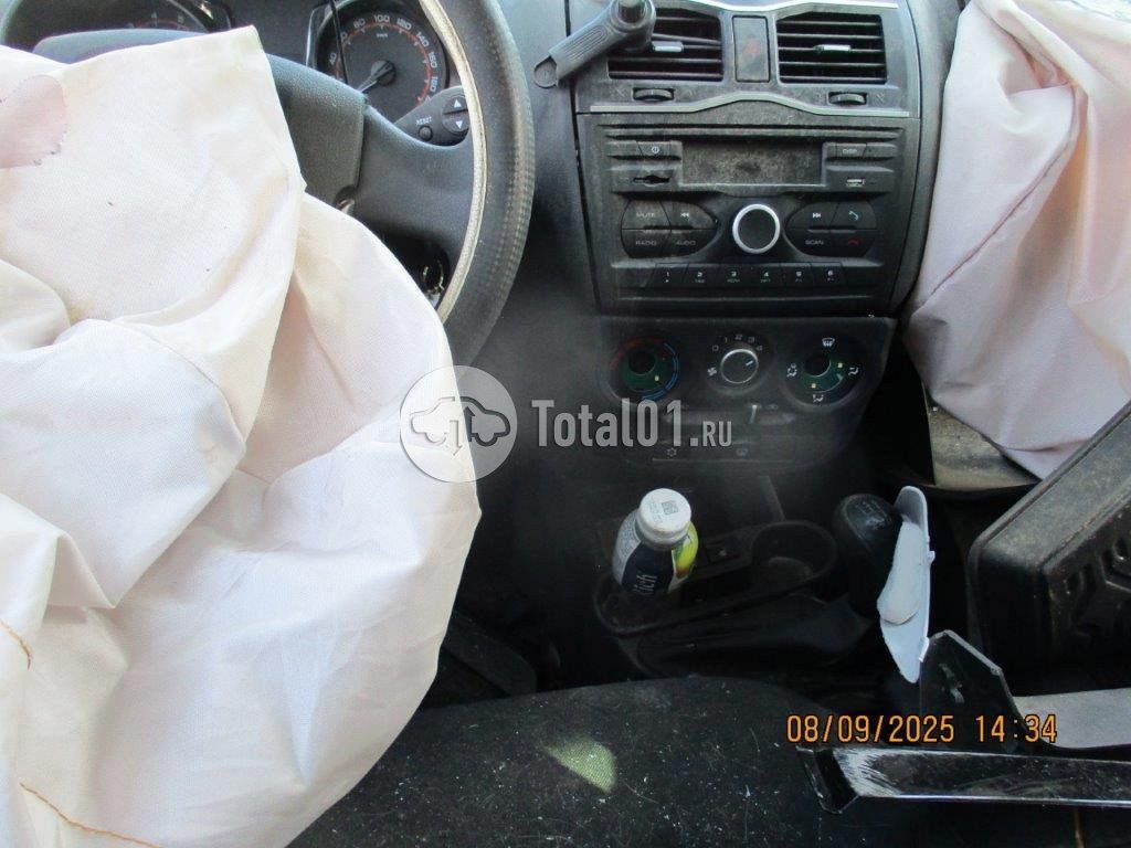 Фото ВАЗ (LADA) Granta 68