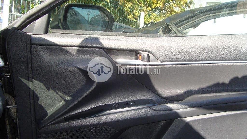 Фото Toyota Camry 28