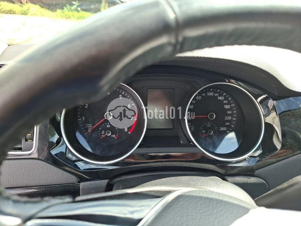 Фото Volkswagen Jetta 78