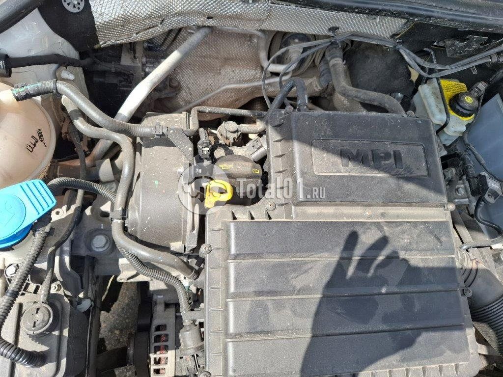 Фото Volkswagen Jetta 102