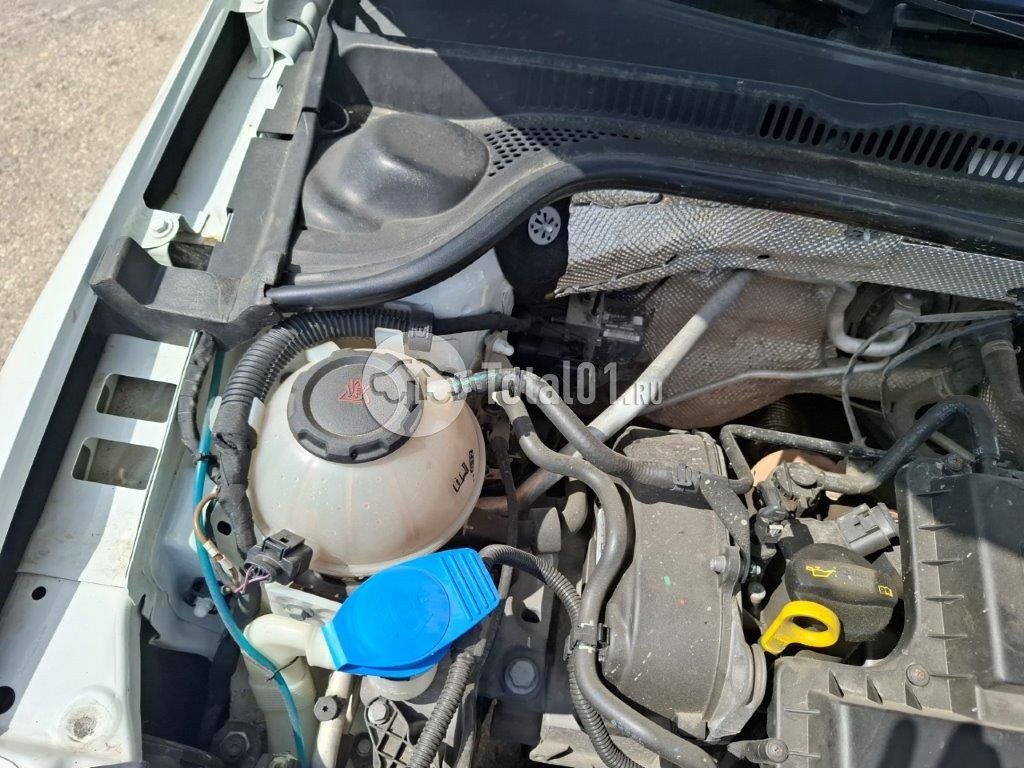 Фото Volkswagen Jetta 106