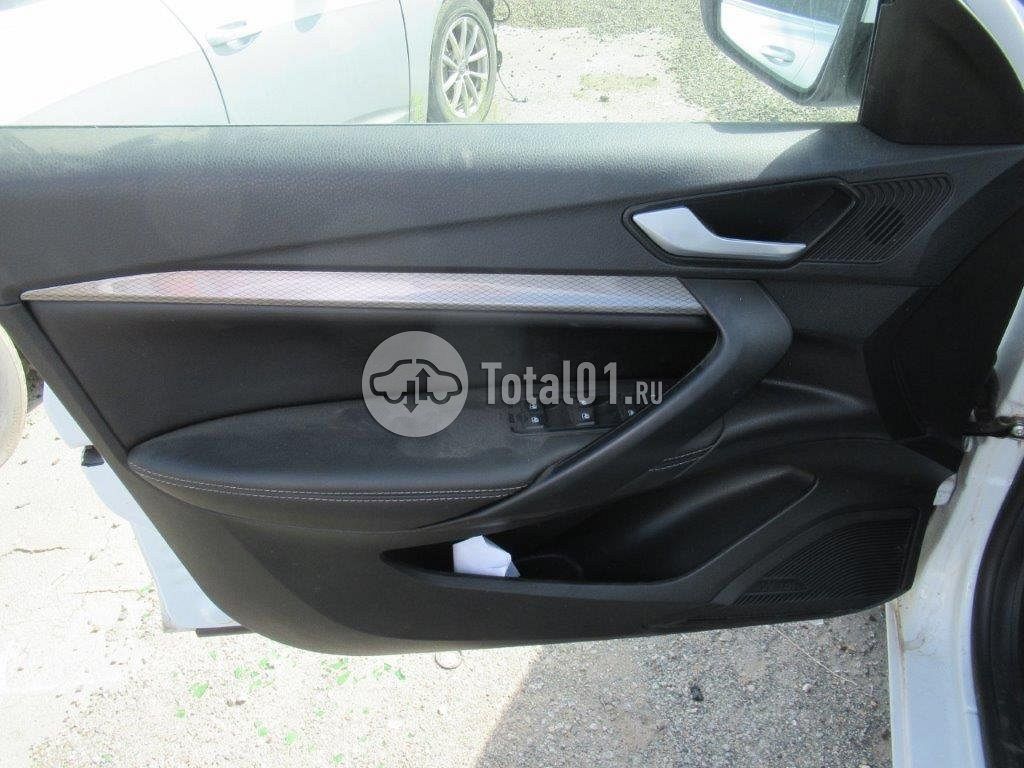 Фото ВАЗ (LADA) Vesta 36