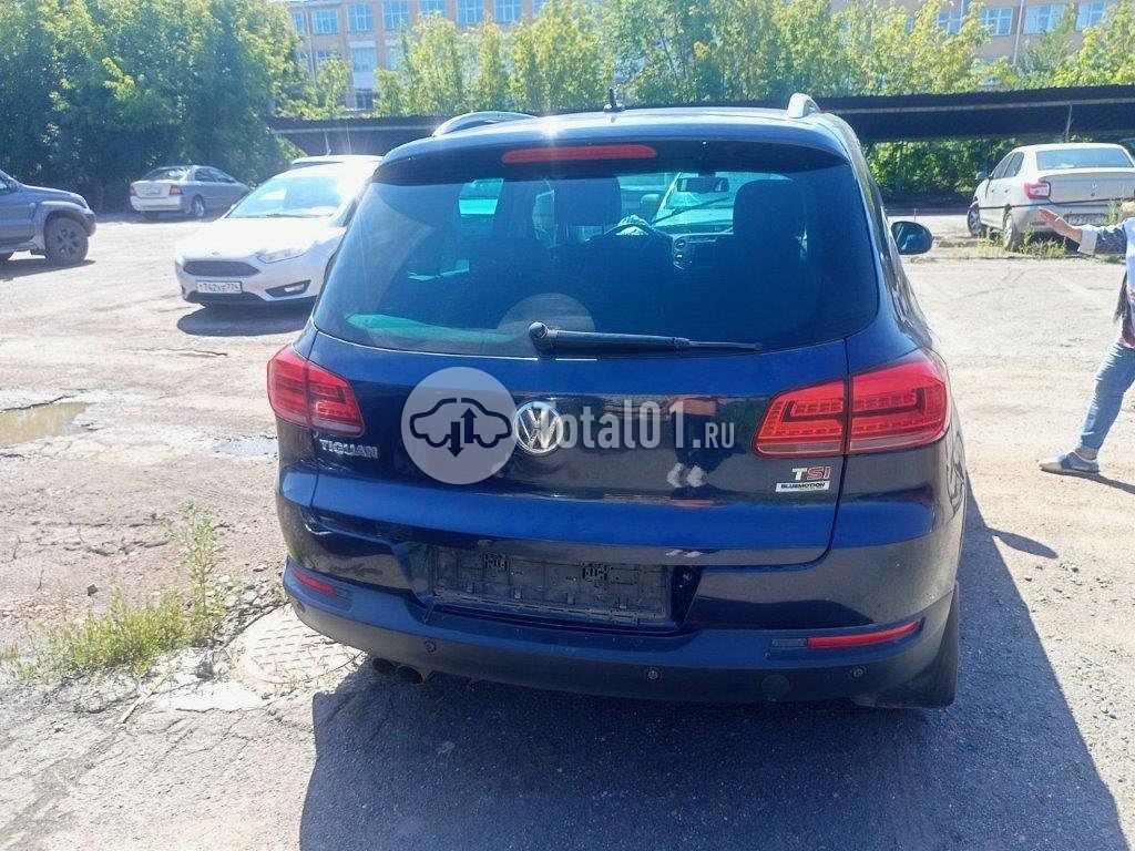 Фото Volkswagen Tiguan 14