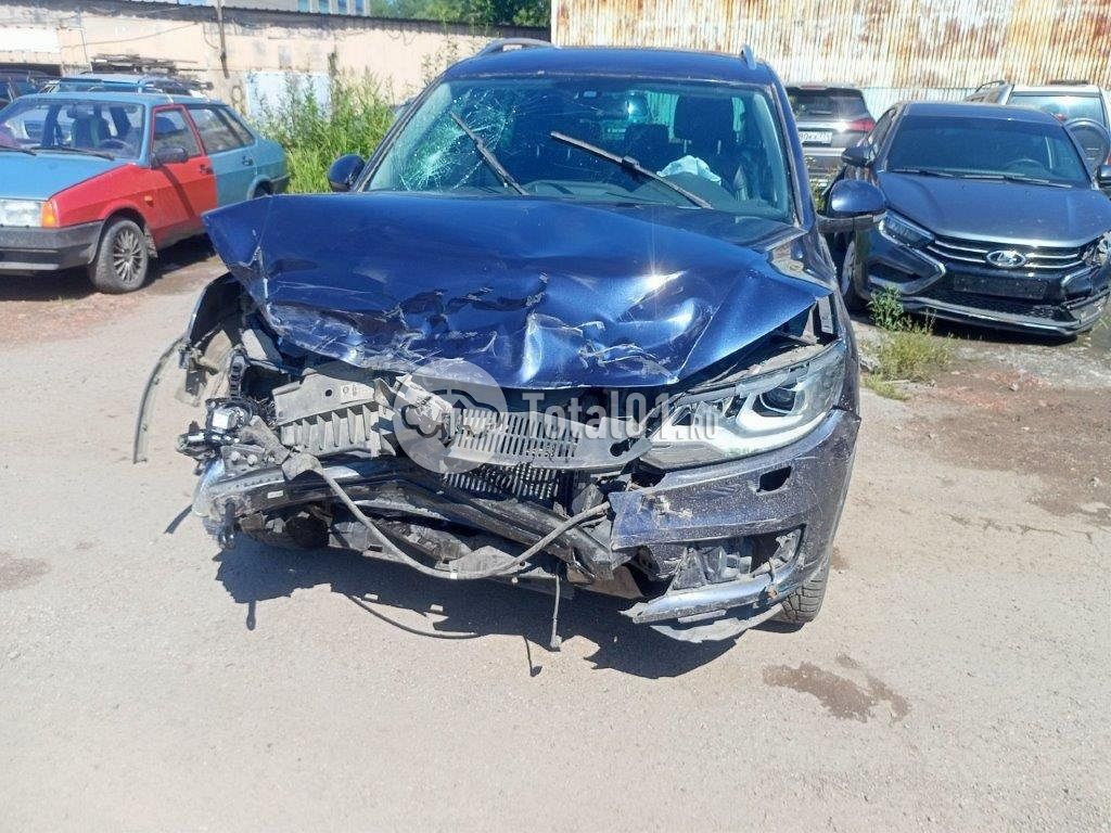 Фото Volkswagen Tiguan 40