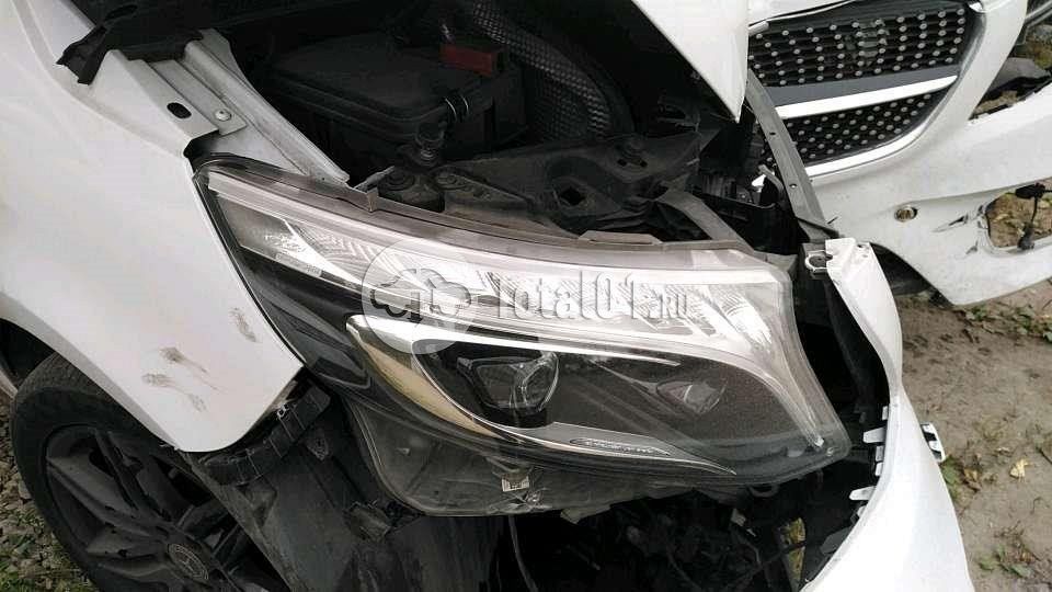 Фото Mercedes-Benz V-класс 12