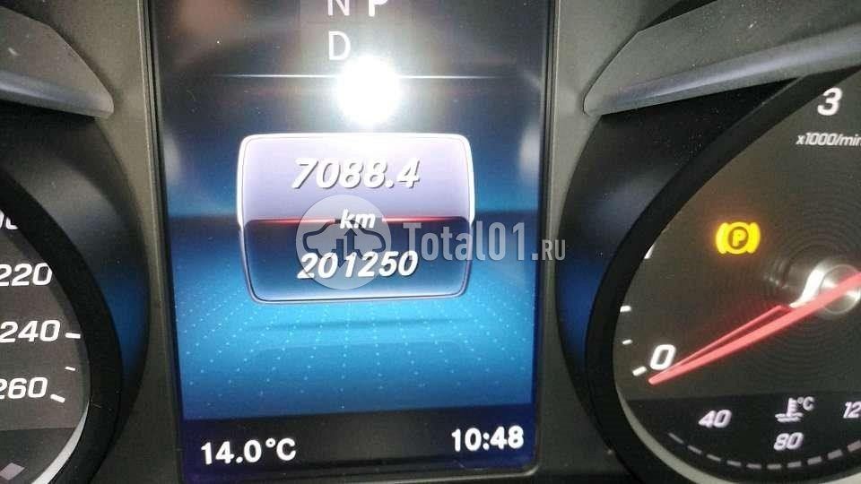 Фото Mercedes-Benz V-класс 40