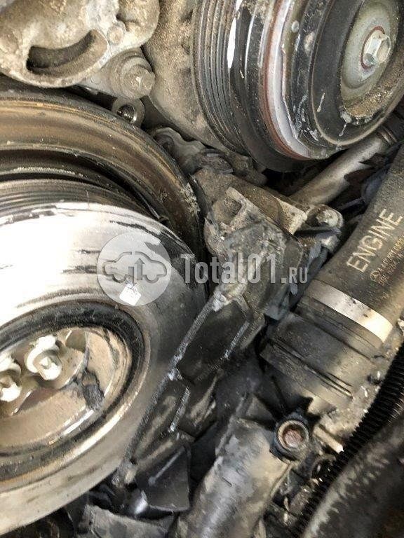 Фото Mercedes-Benz V-класс 310