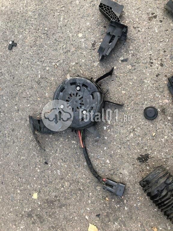 Фото Mercedes-Benz V-класс 390