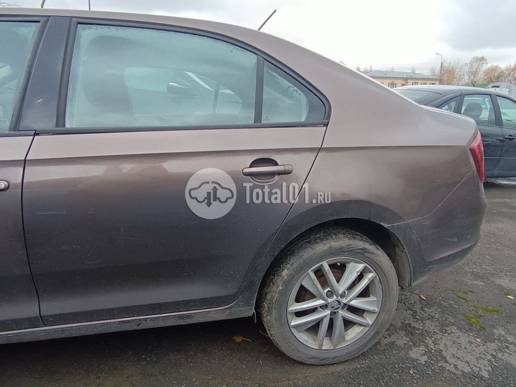 Фото Skoda Rapid 38