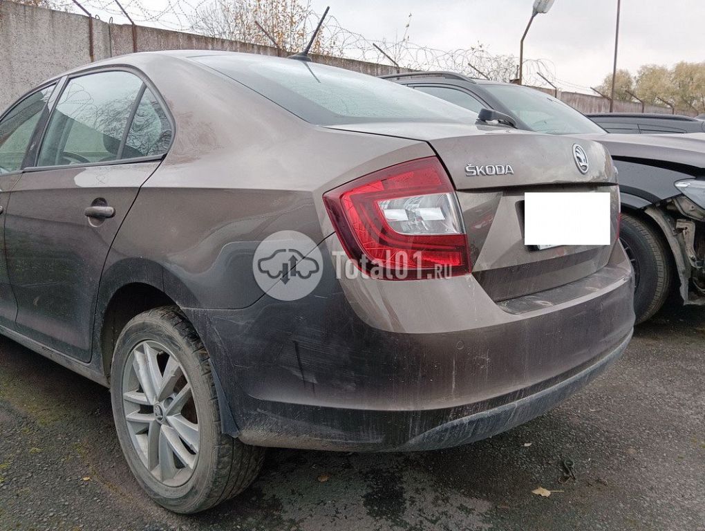 Фото Skoda Rapid 44