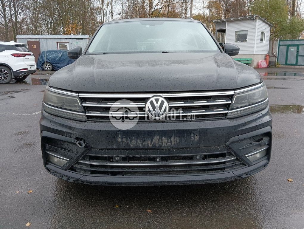 Фото Volkswagen Tiguan 10