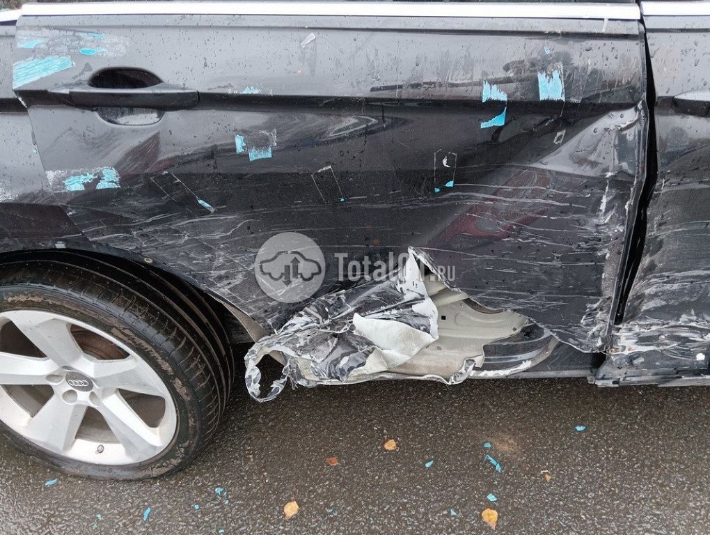 Фото Volkswagen Tiguan 30