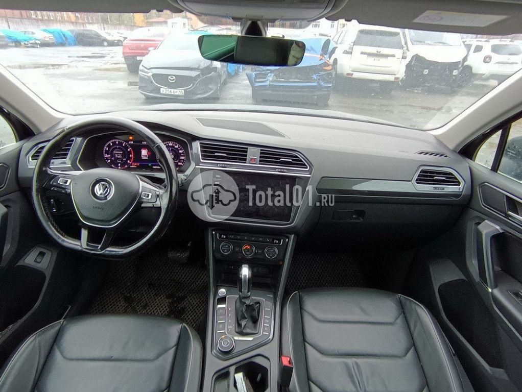 Фото Volkswagen Tiguan 128