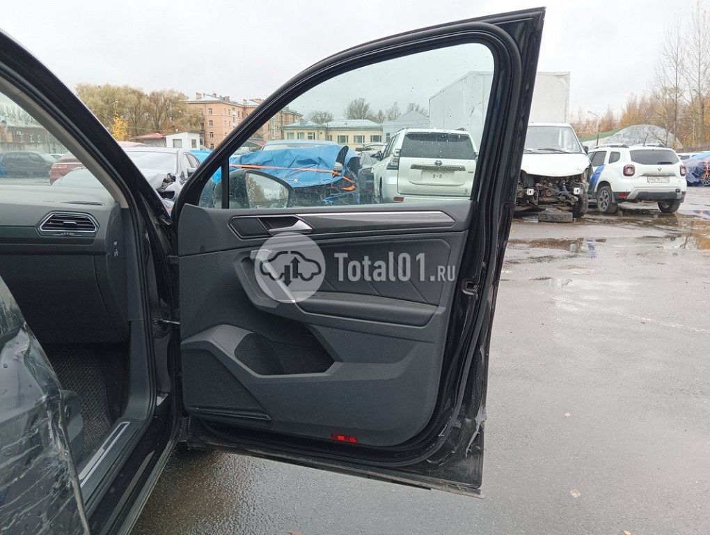 Фото Volkswagen Tiguan 134