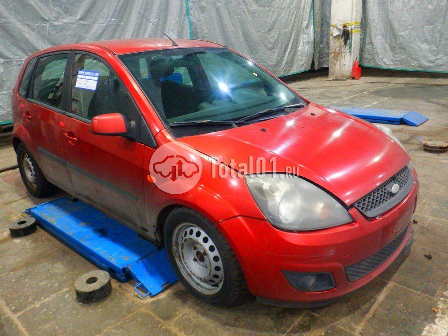 Фото Ford Fiesta 2