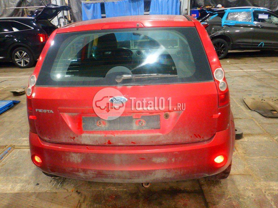 Фото Ford Fiesta 12