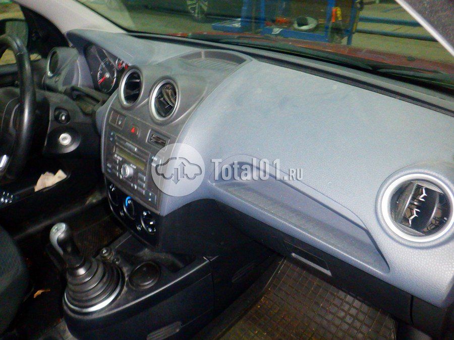 Фото Ford Fiesta 28