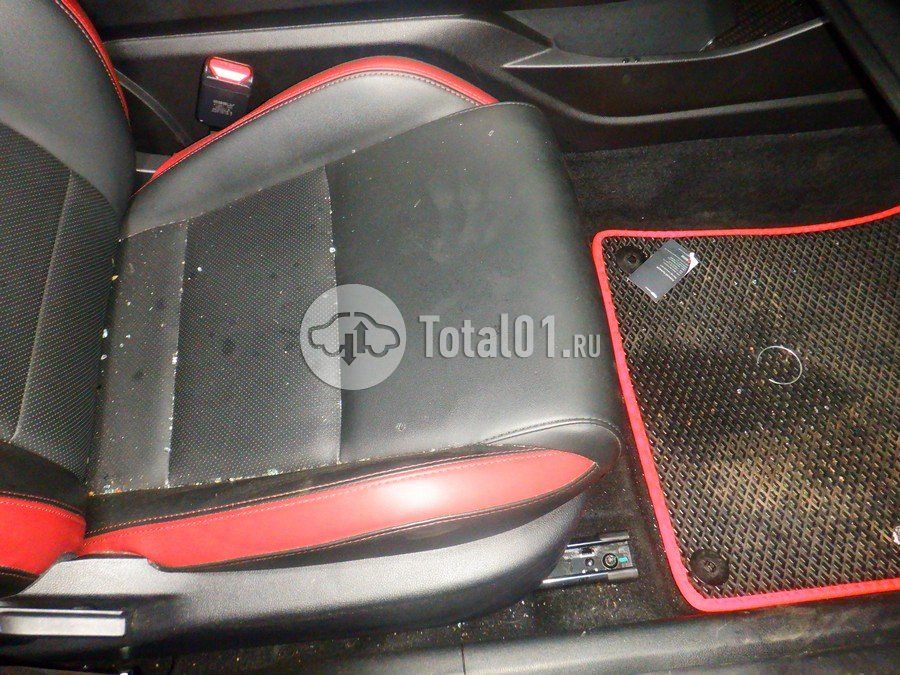 Фото Geely Coolray 32