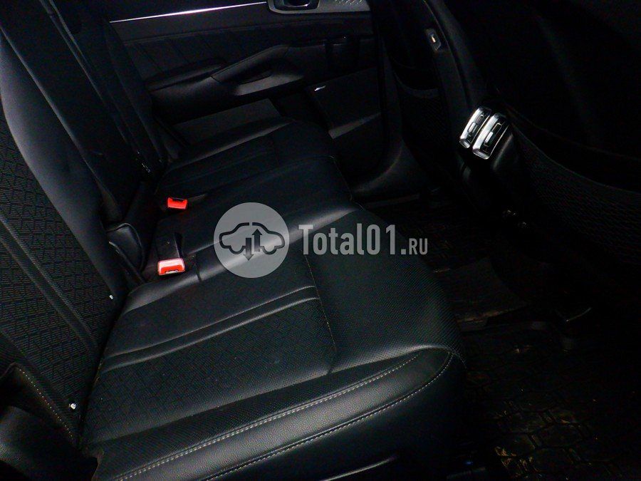 Фото KIA Sorento 38