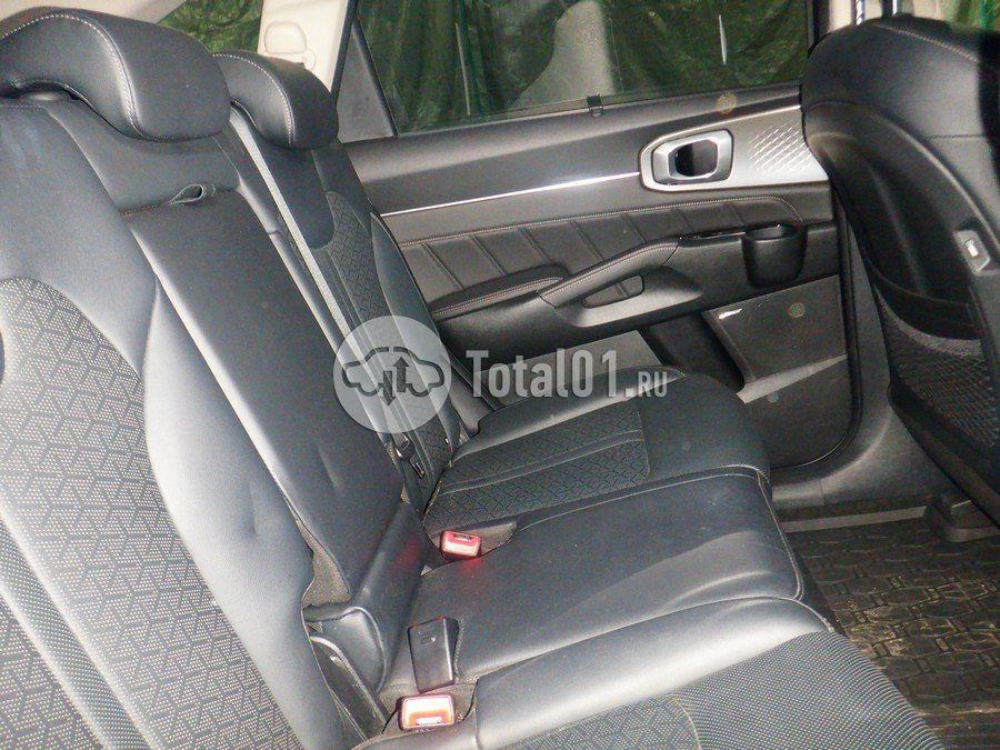 Фото KIA Sorento 40