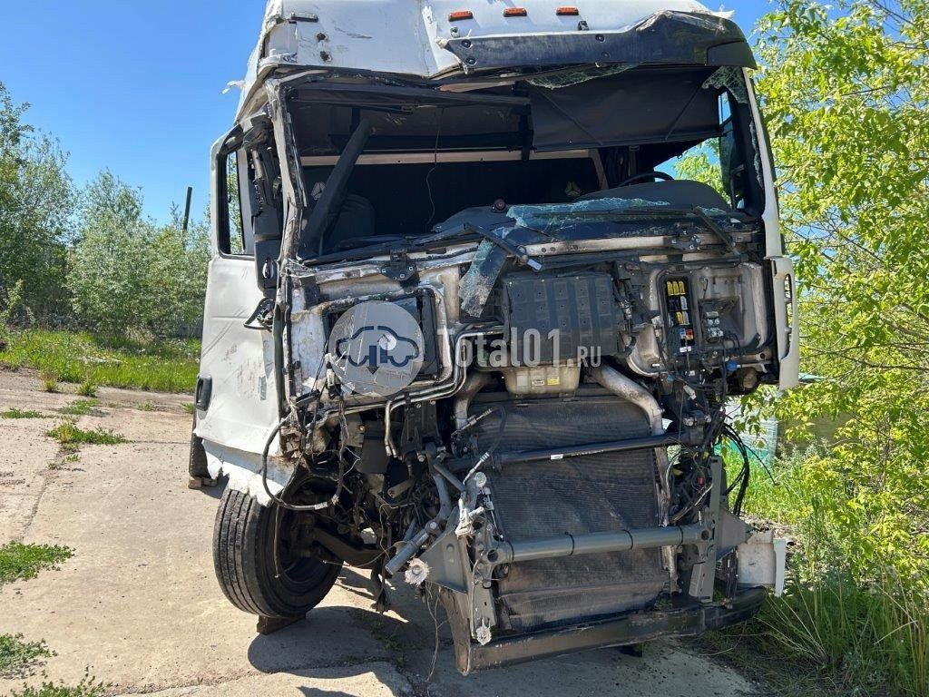 Фото Sitrak C7H 4