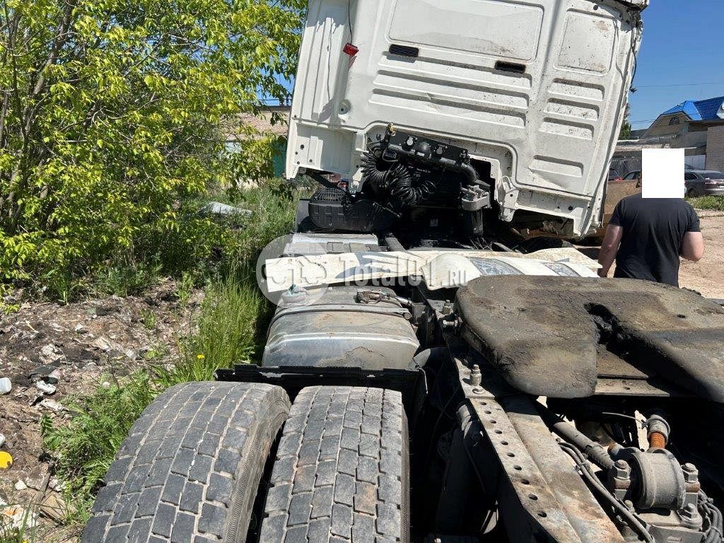 Фото Sitrak C7H 76