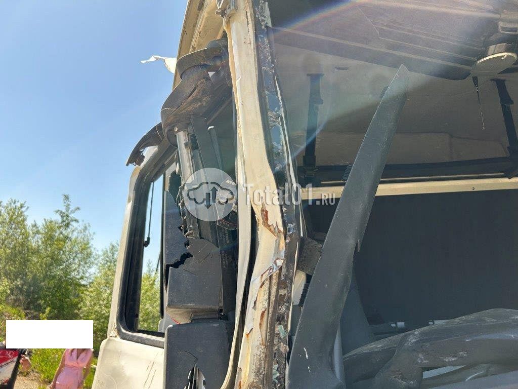 Фото Sitrak C7H 126