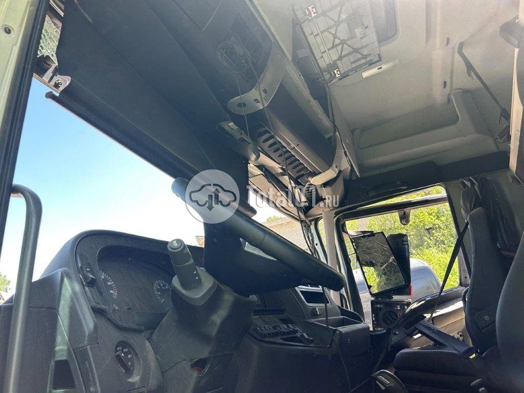 Фото Sitrak C7H 174