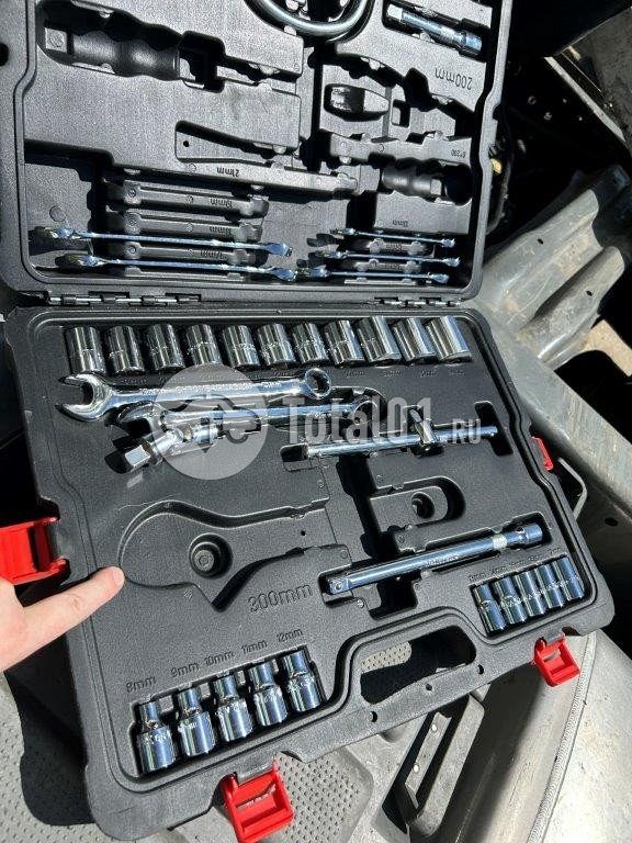 Фото Sitrak C7H 182