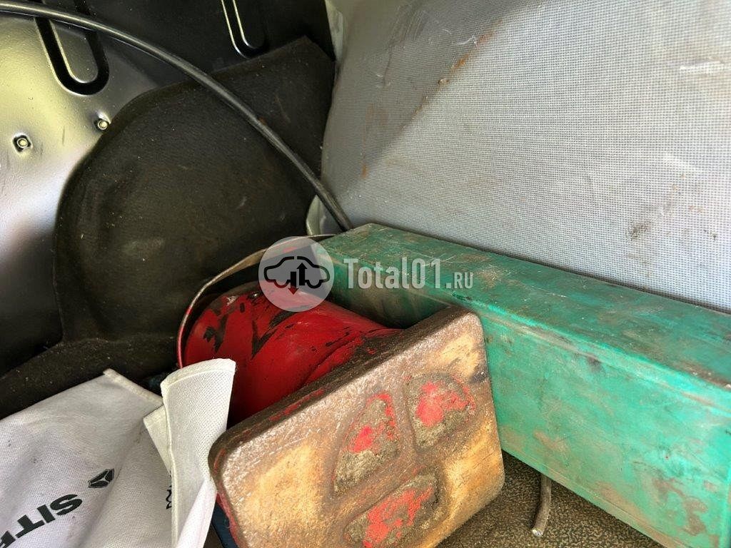 Фото Sitrak C7H 188