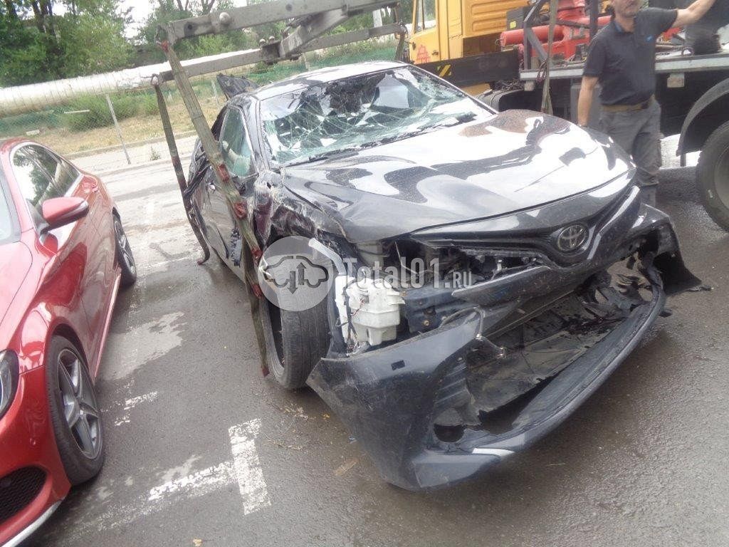 Фото Toyota Camry 4