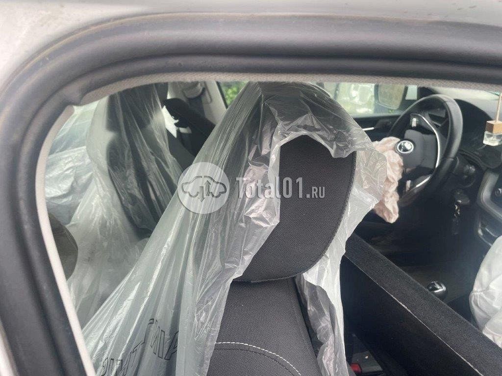 Фото Skoda Rapid 16