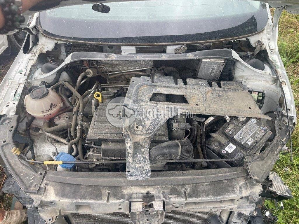 Фото Skoda Rapid 26