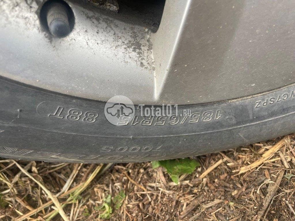 Фото Skoda Rapid 44