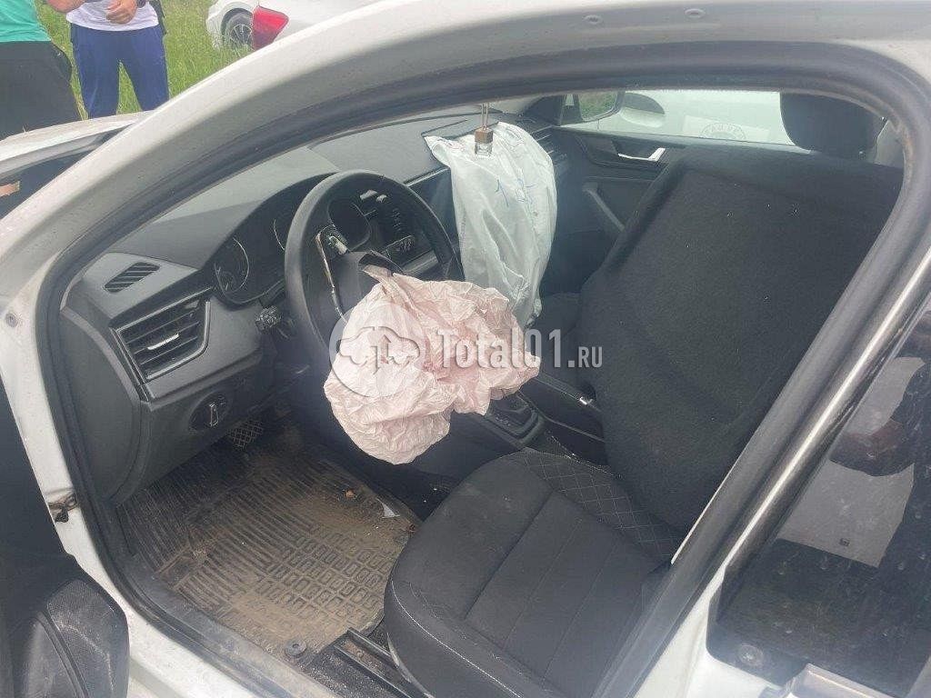 Фото Skoda Rapid 52