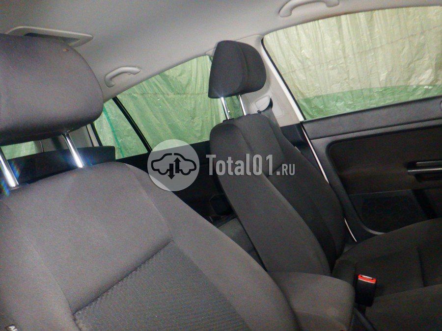 Фото Volkswagen Golf Plus 26