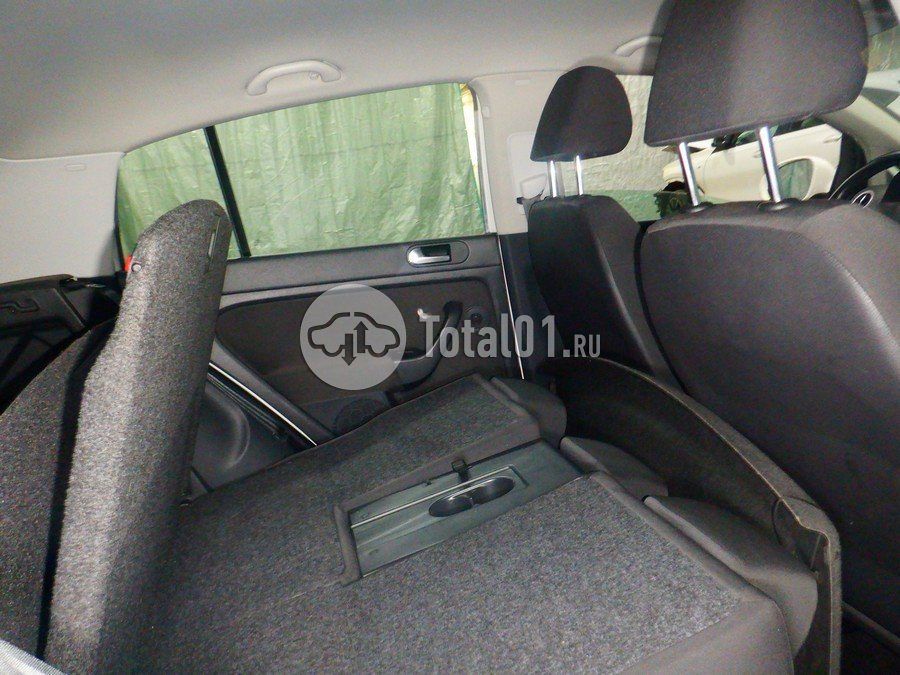 Фото Volkswagen Golf Plus 44