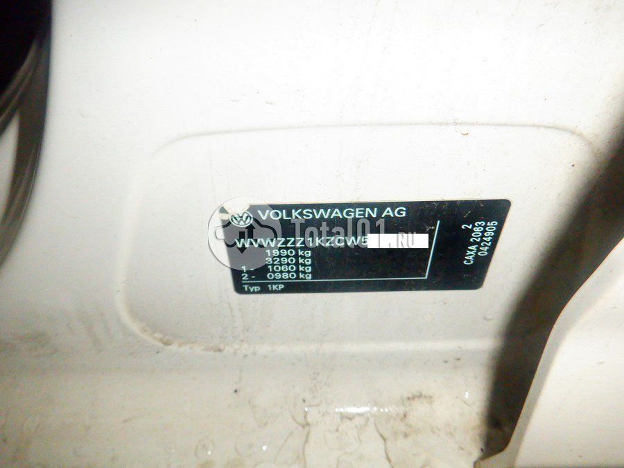 Фото Volkswagen Golf Plus 220