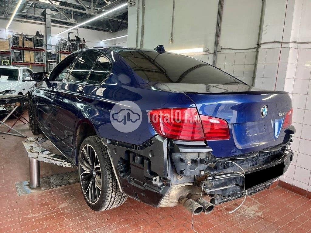 Фото BMW 5 серия 2