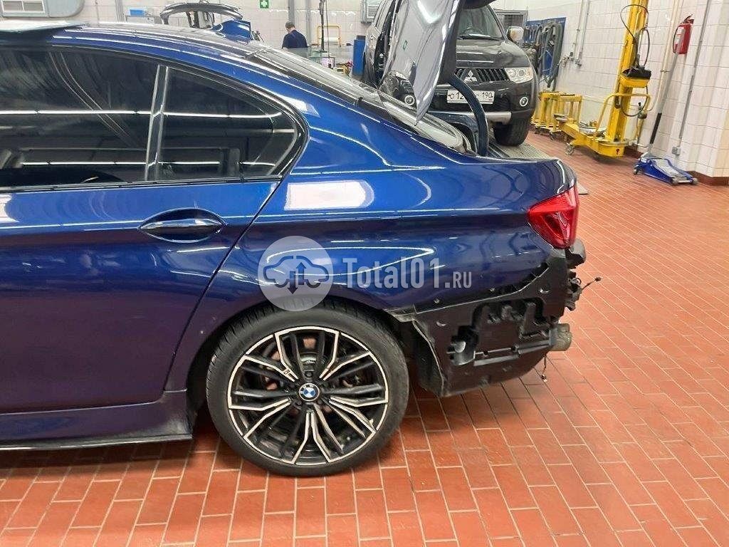 Фото BMW 5 серия 390