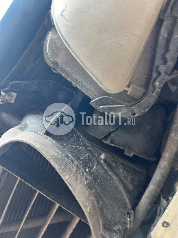 Фото BMW 5 серия 550