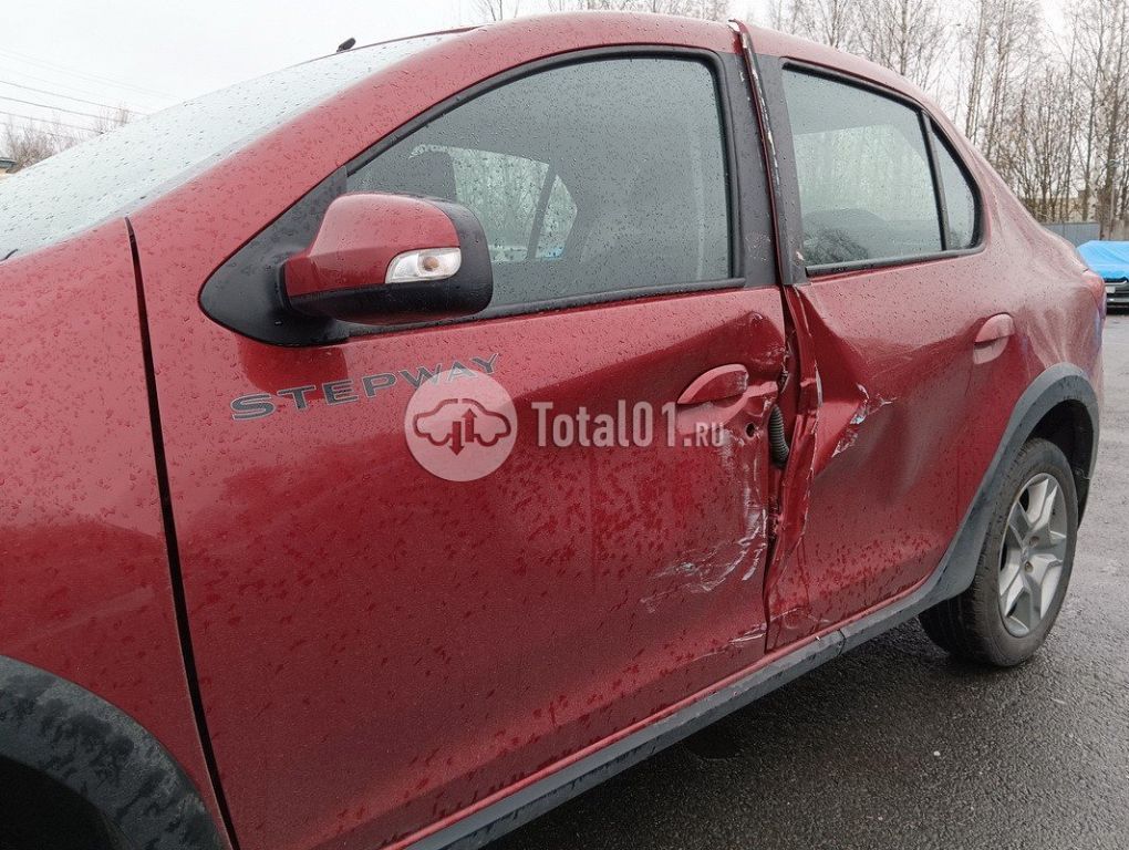 Фото Renault Logan 32