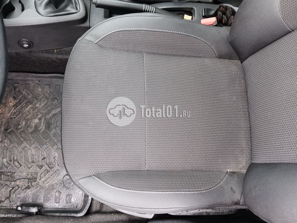 Фото Renault Logan 94