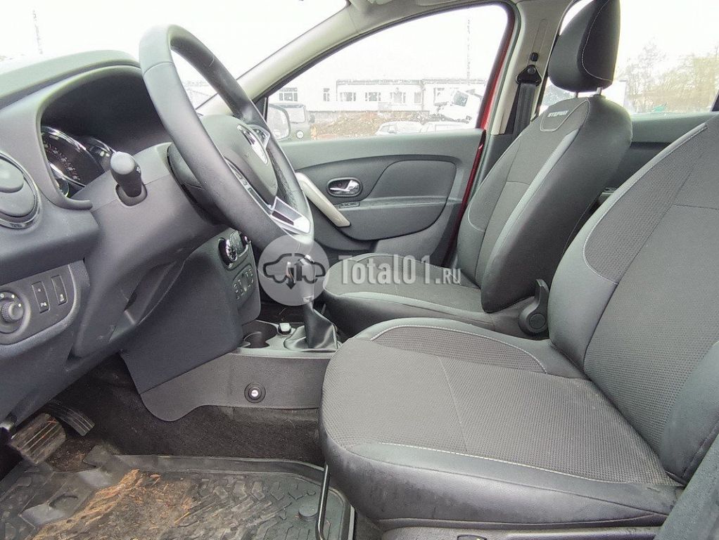 Фото Renault Logan 100