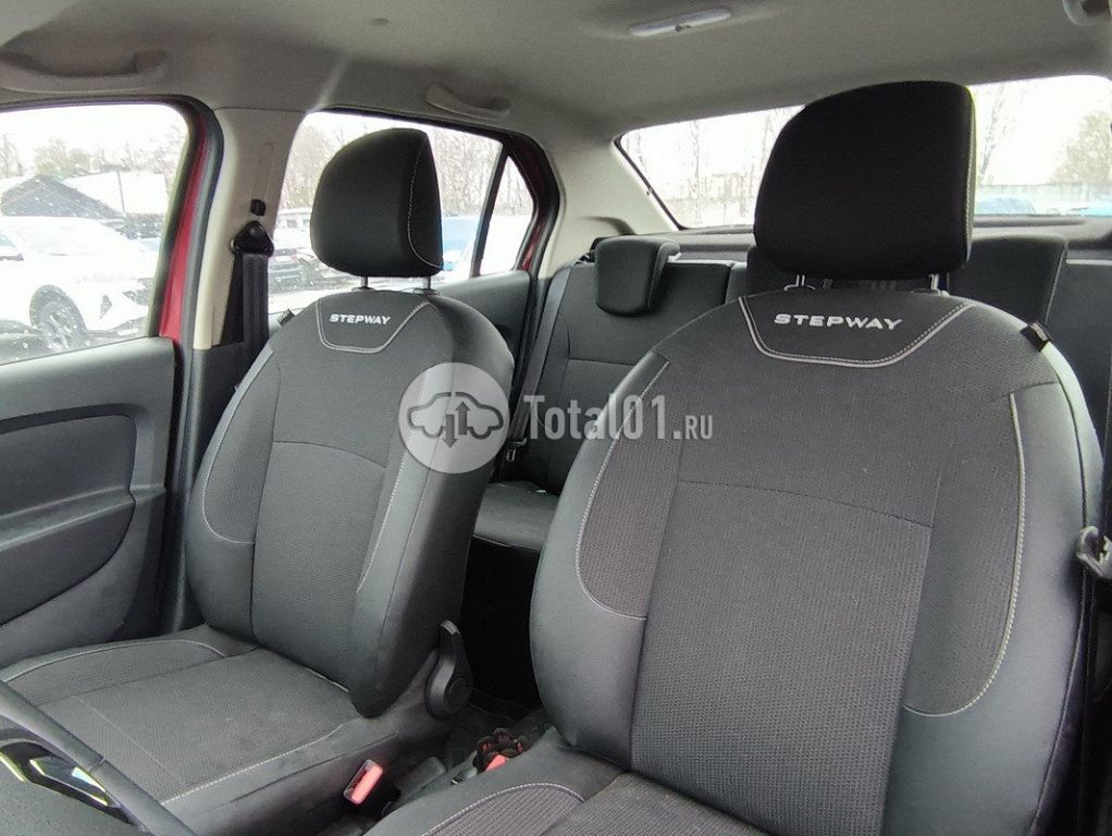 Фото Renault Logan 102