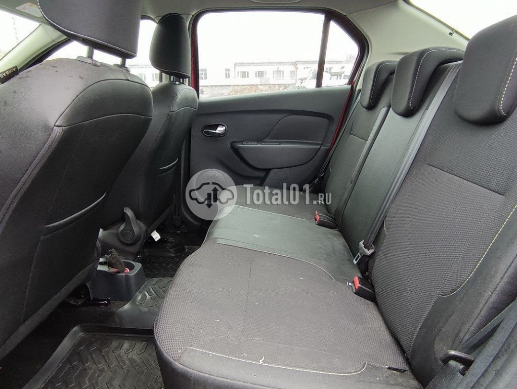 Фото Renault Logan 114