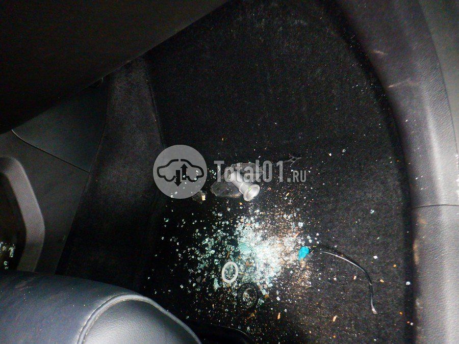 Фото Geely Coolray 28