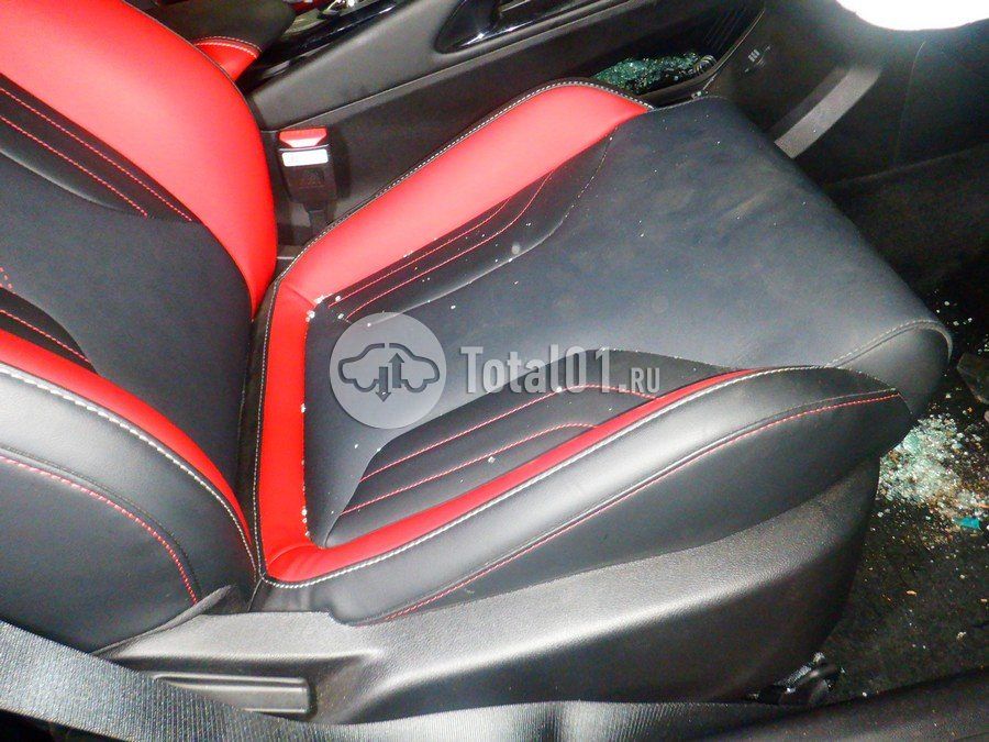 Фото Geely Coolray 30