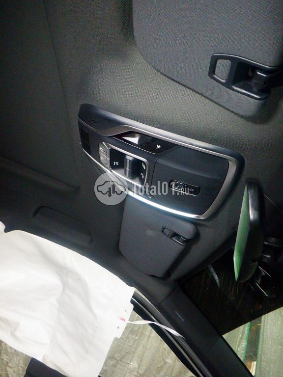 Фото Geely Coolray 50